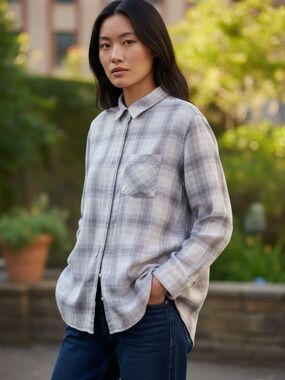 GAP Grey Plaid Button-Down Shirt